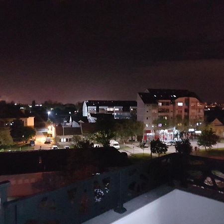 Pančevo Royal Residence Apartmani 2 מראה חיצוני תמונה