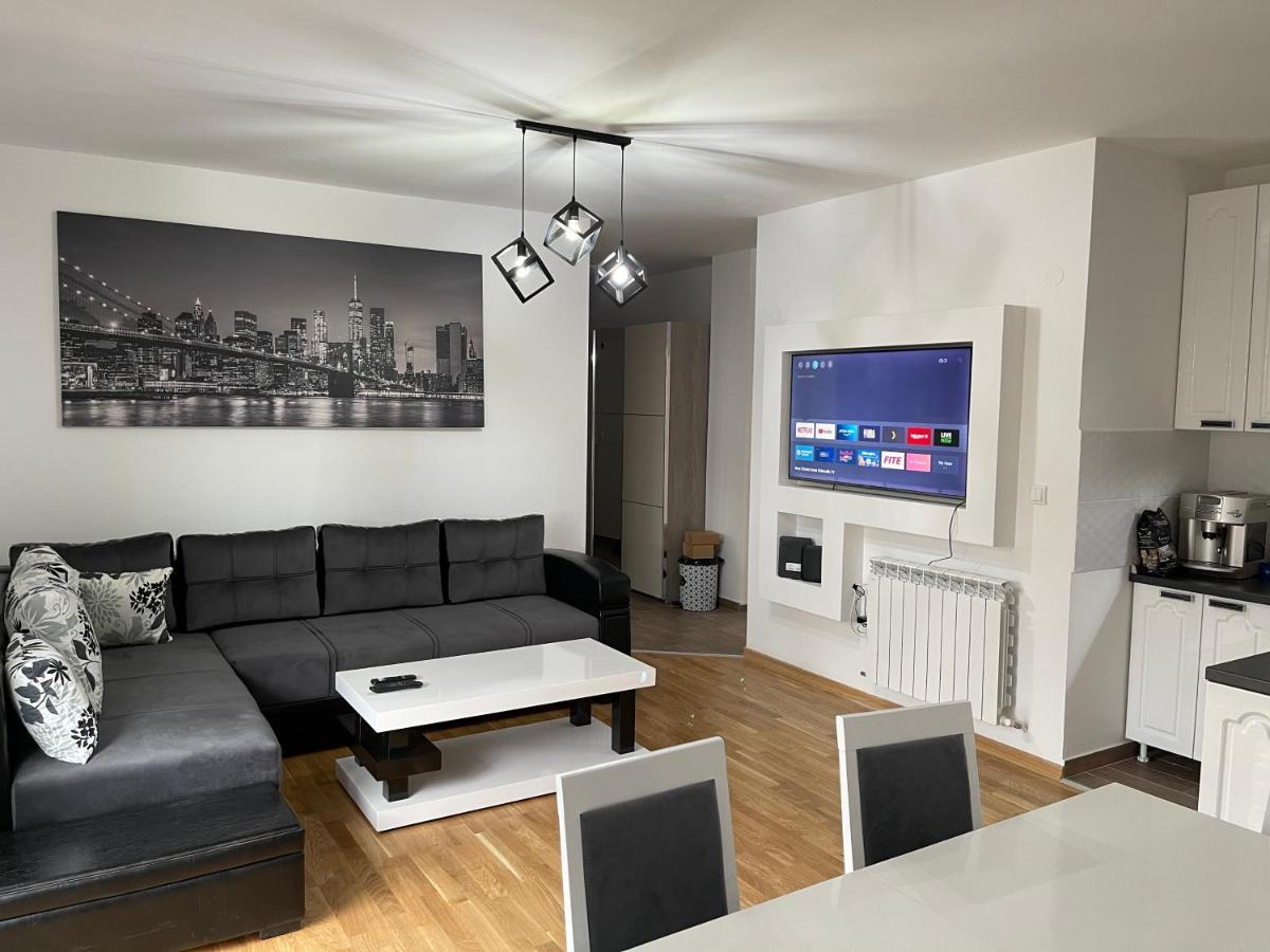 Pančevo Royal Residence Apartmani 2 מראה חיצוני תמונה