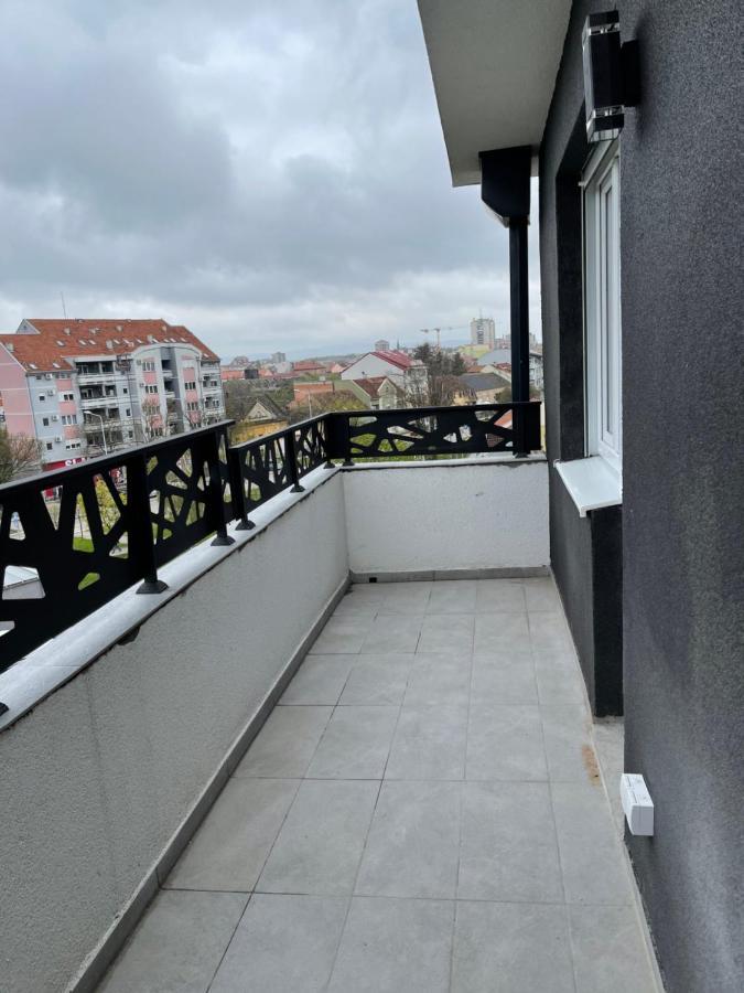 Pančevo Royal Residence Apartmani 2 מראה חיצוני תמונה