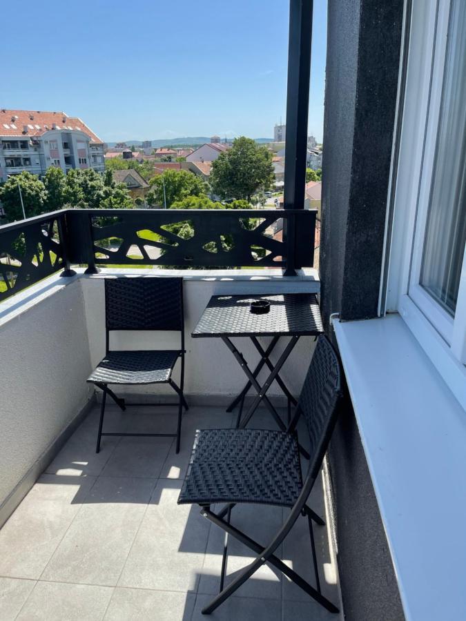 Pančevo Royal Residence Apartmani 2 מראה חיצוני תמונה